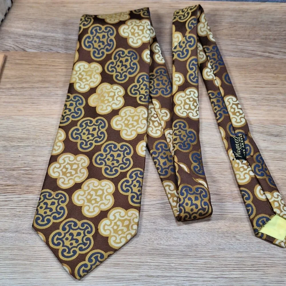 Pulitzer Vintage Brown Gold Medallion Polyester Tie Necktie Mens 70s 60s Wide